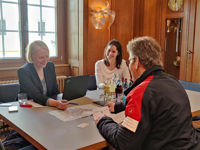 Sanierungssprechstunde - Jasmin Rapphold, Marina Faden, Bernd Brodmann - Foto: Gemeinde